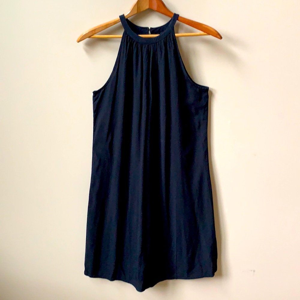 Old navy halter style summer dress